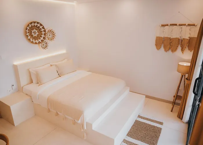 Villa Brandon With Private Pool *