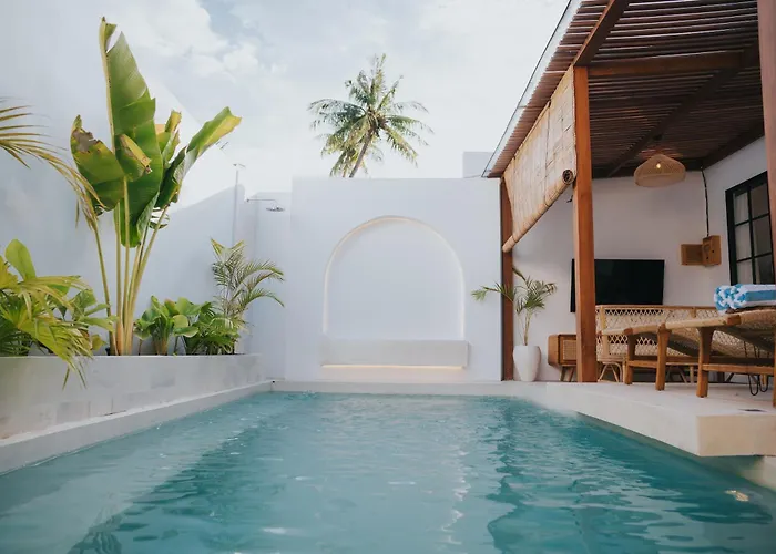 Brandon With Private Pool Villa Lovina